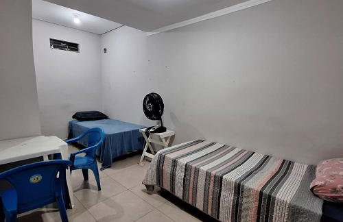 CASA - 2 minutos do aeroporto - 3 qtos com ar - Foto 5