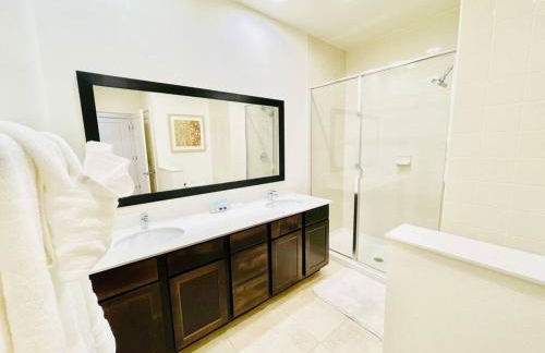 AMAZING vacation house .Mins to Disney Regal oasks - Foto 22