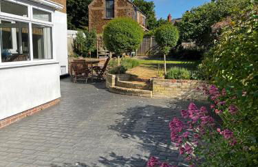 Fabulous Seaside Retreat - Foto 33