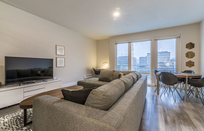 Domicile Suites at Mark on 8th - Photo 9