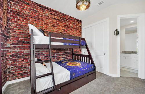 Magical Themed Home Near Disney - Foto 28