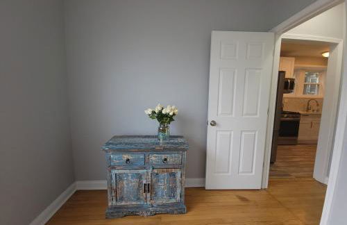 Beautiful Big 3 bedroom Quiet Apt near downtown - Foto 3