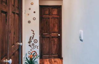 Hotel Quality Stay,2 bed Apartment near the City Centre, 2min Walk from Metro Station - Foto 1