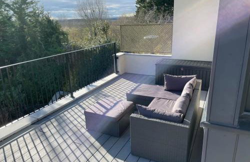 Stunning Hillside House - Foto 27