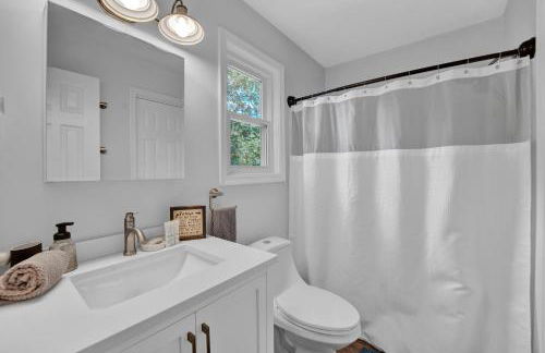 Nature's Paradise with Hot Tub and Fire Pit - Foto 21