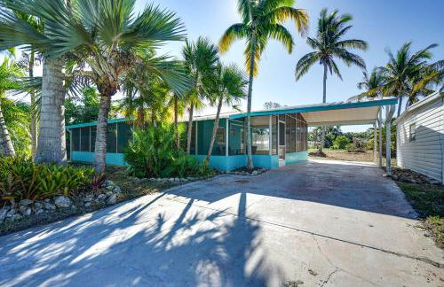 1 Mi to Boat Ramp Bokeelia Home with Screened Patio - Foto 1