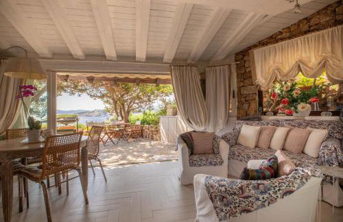 PORTO ROTONDO SPLENDIDO APPARTAMENTO CON GIARDINO VISTA MARE - Foto 1