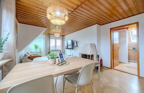 Bright Boho Apartment WiFi Parking Near A72 - Foto 5