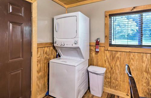 Silver Creek Cabin with Hiking Less Than 1 Mi to Town! - Foto 10