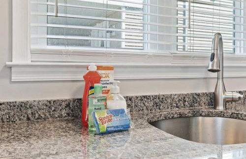 Spectacular 3 BR Condo One Block to the Beach - Foto 5