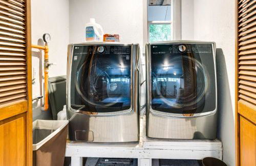 Hot Tub and Fire Pit Access! Peaceful Renton Retreat - Foto 15