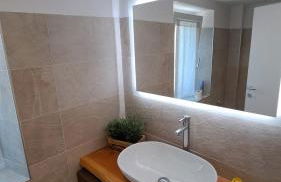 Bruce's family home - Photo 3