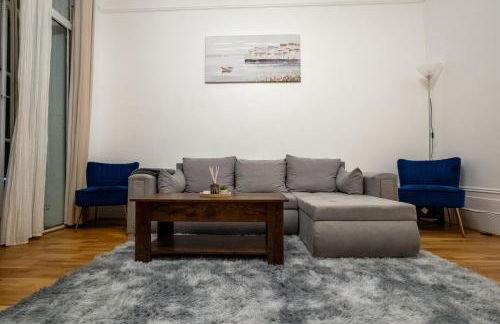 Modern 1-Bed South Bank, 4-Min Walk to Waterloo - Foto 2