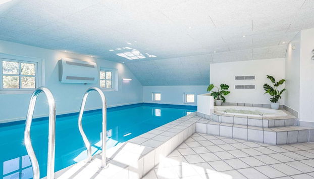 8 Person Holiday Home in Vejers Strand - Foto 2, Piscina