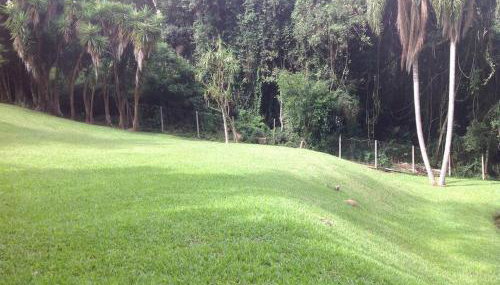 Linda chácara em Ibiuna com lago e piscina - Foto 4