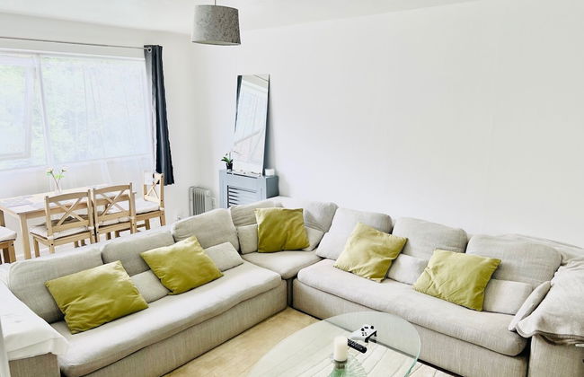 Charming 2-bed Apartment in Hemel Hempstead - Foto 1