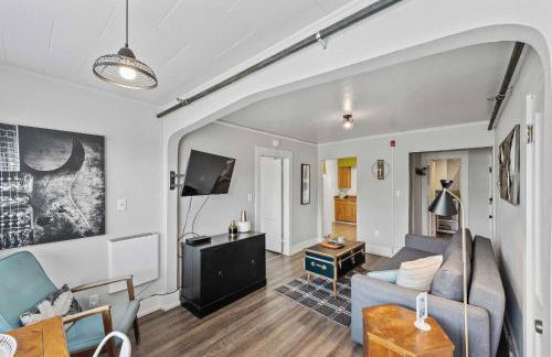 #StayinMyDistrict Historic Apartment Near Downtown - Foto 2