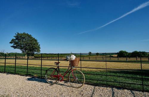 The Piggery - Photo 7