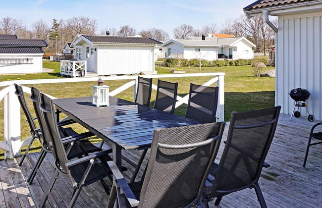 8 Person Holiday Home in Kopingsvik - Foto 17