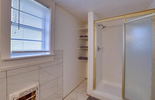 The Power House Historic Charm Steps From Campus - Foto 22