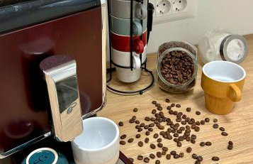 Omis apartment - near beach and town center, ground floor with small garden - Foto 54