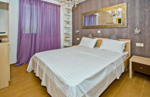 Island Hvar Seaside Villa Levanda with Beach, Pool & Seaview - Photo 75