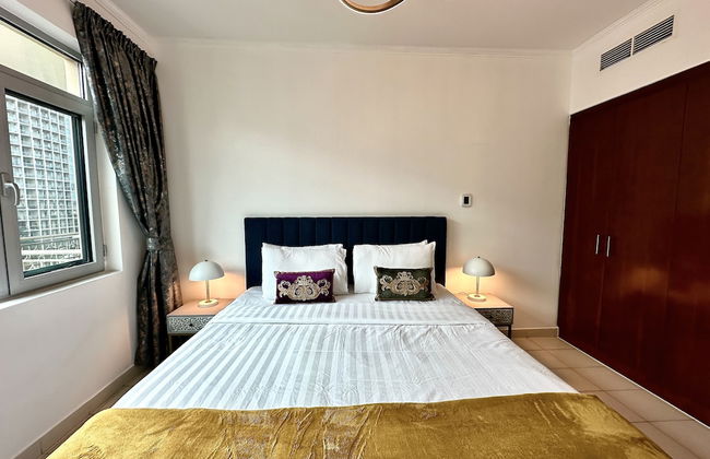 Lux BnB I Una Tower I Lakes View - Photo 11