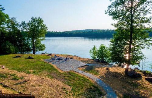 Modernist Lakefront Sojourn - Foto 12