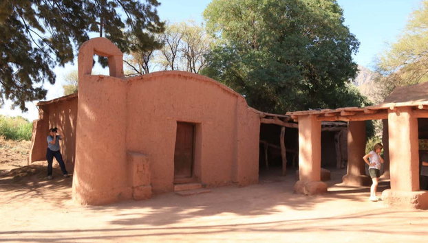 Ruta del Adobe y Termas de Fiambalá en 1 o 2 días - Photo 2, Típicas edificaciones en la Ruta del Adobe