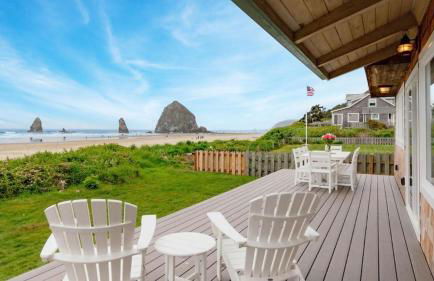 Oceanfront w Direct Beach Access • Game Room • Views Driftaway by AvantStay - Photo 70