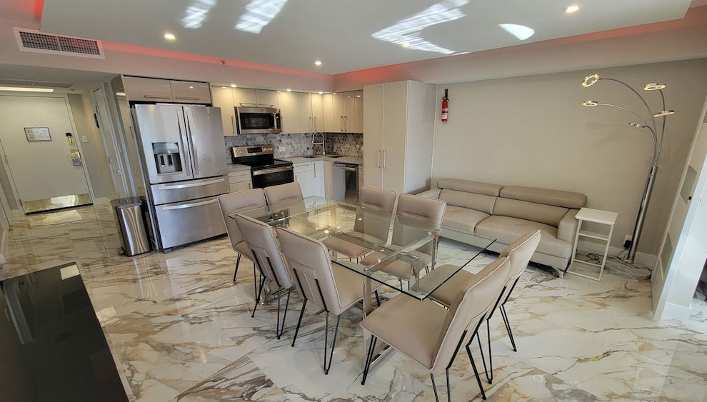 Alexander 521 3 Bedroom Apts by RedAwning - Foto 1, Imagen principal