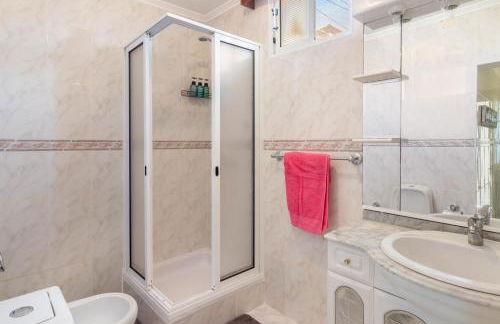 Home Away From Home - Photo 18