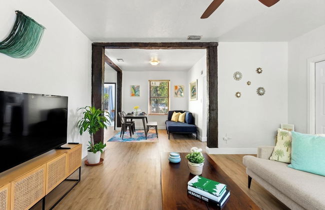 Design District 2BR Home, Near Miami Beach - Photo 9