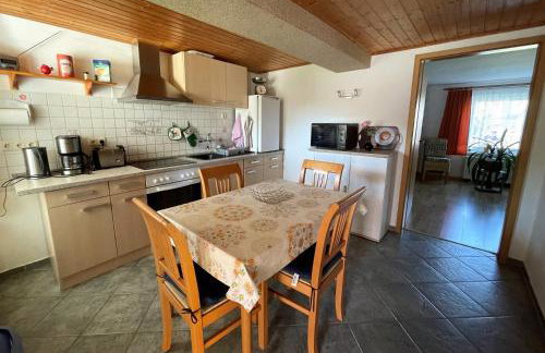 Ferienhaus mitten in der Natur, separater Eingang, Garten - Foto 18