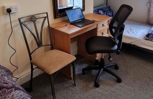 2 Bedroom Flat Free Parking Fast Wi-Fi Self Check-in Visit Manchester Oldham Bury - Foto 23