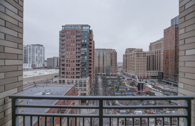 Great Condo at Pentagon City - Photo 60