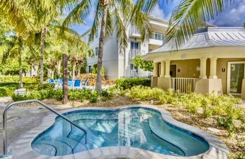 Vacay Vibes at Mariners Club- Luxury Home in Oceanfront Resort with Pools, Pickleball & Marina - Foto 43