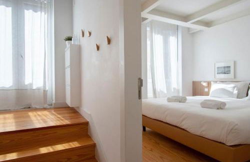 Liberdade Stylish Attic Apt with AC and City View - Photo 20