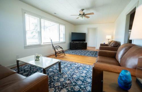 Pa's House Country Getaway on 350 acres - Photo 6