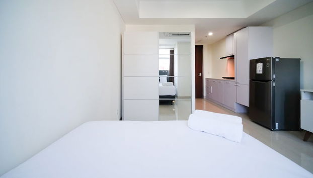 Modern And Simple Studio At Grand Sungkono Lagoon Apartment - Photo 2, Room