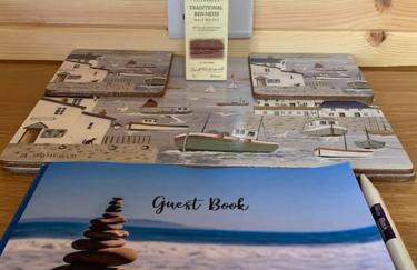 The Boathouse pod - Photo 9