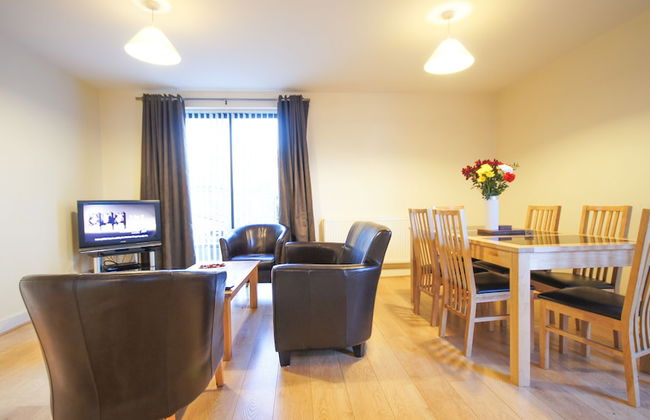 Crompton Court - Foto 1