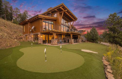 Hot Tub and Scenic Views at The Bailey Lodge - Foto 1