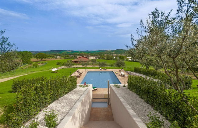 Inviting Holiday Home in San Costanzo With Swimming Pool - Foto 50