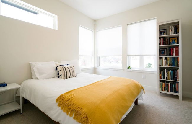 Regal Rooftop Retreat Rise Above the Ordinary - Foto 6