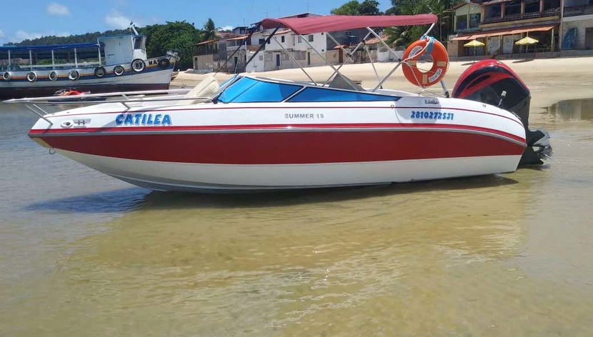 Lancha para o passeio