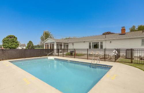 Quiet Greenwich Home with Pool and Screened Porch! - Foto 1