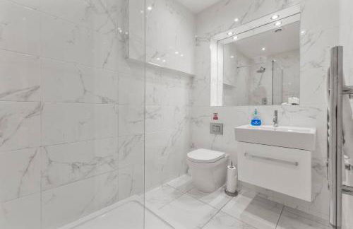 Central 3 Bed Flat 8 Min Walk To City Centre - Pass the Keys - Foto 23