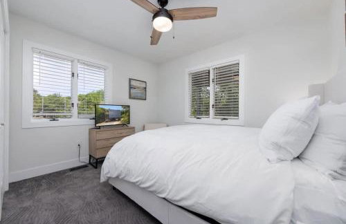 7 Min Walk to the Beach - Completely Renovated - Foto 17