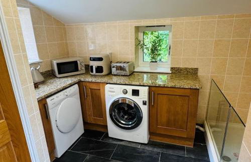 Wisteria Lodge, beautiful home in a great location - Foto 23